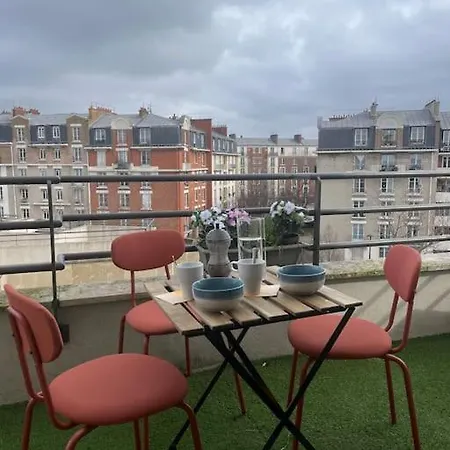 2p Avec Terrasse Et Parking 20 Paris